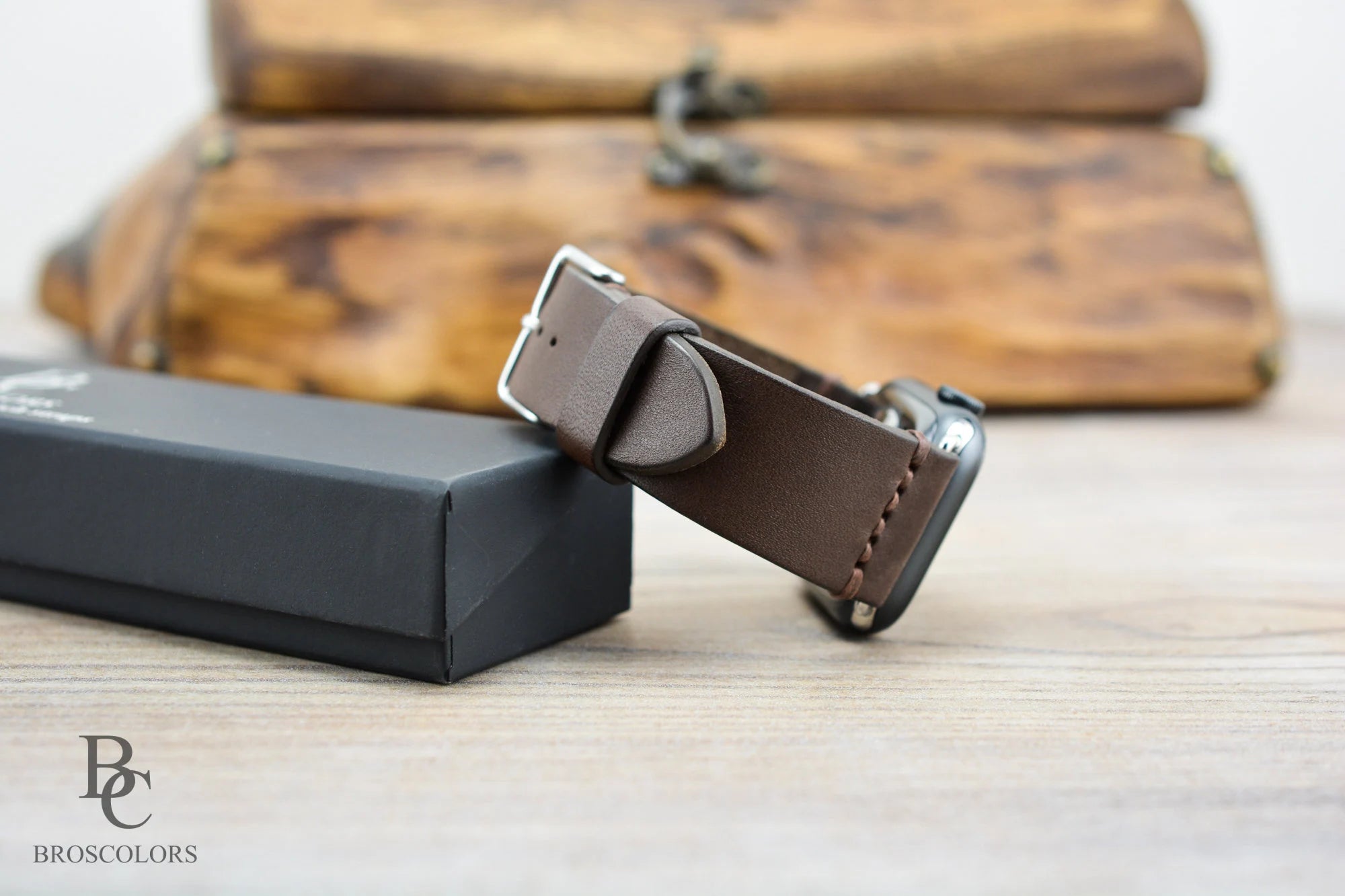 Brown Leather Apple Watch Band with Waxed Stitching - Base Style