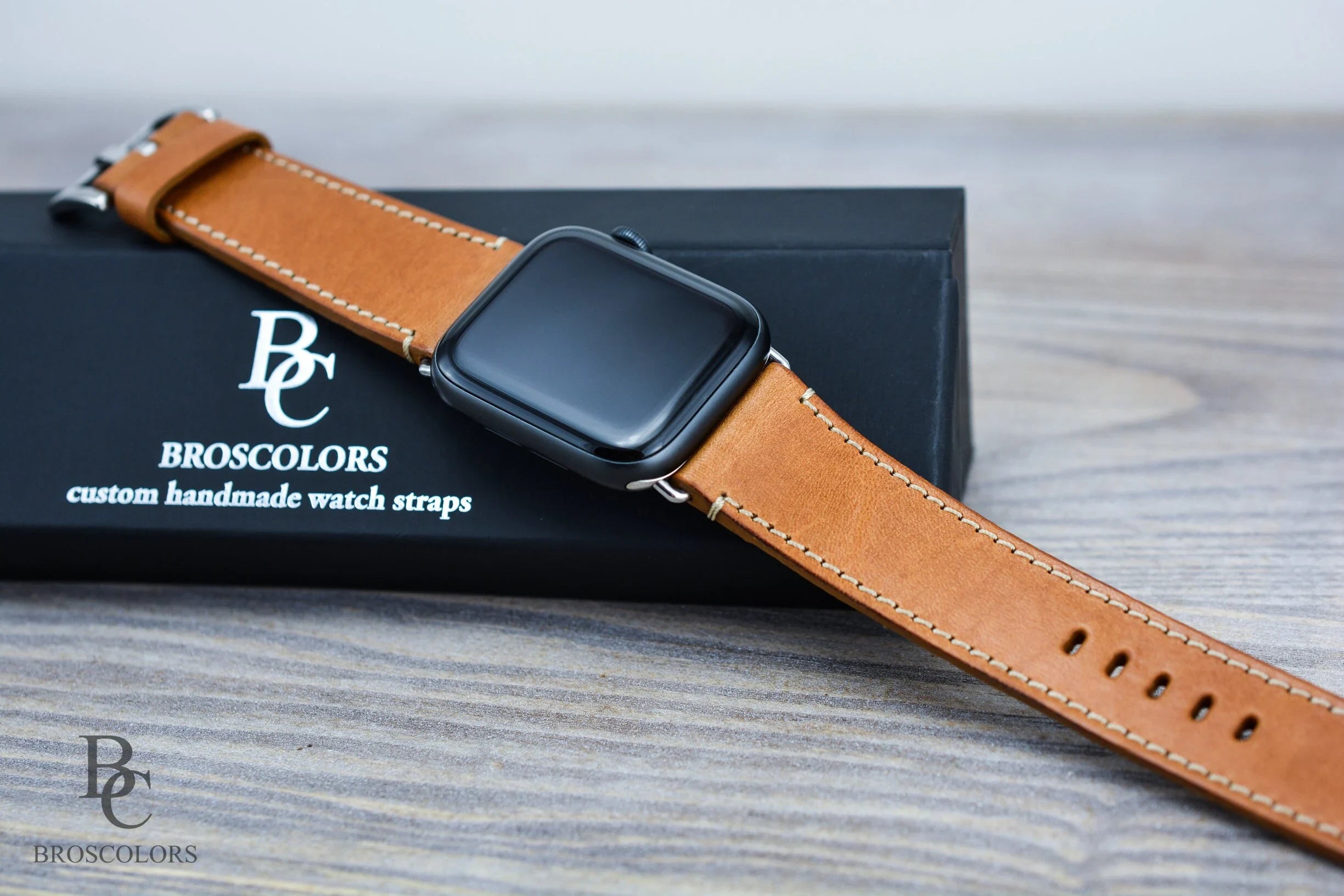 Customizable Apple Leather Watch Strap Camel Brown - Brown Apple