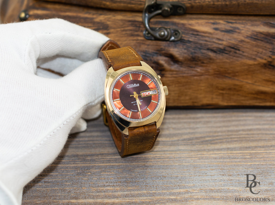 "СЛАВА" Crazy Horse Leather Watch Strap - Cognac Brown