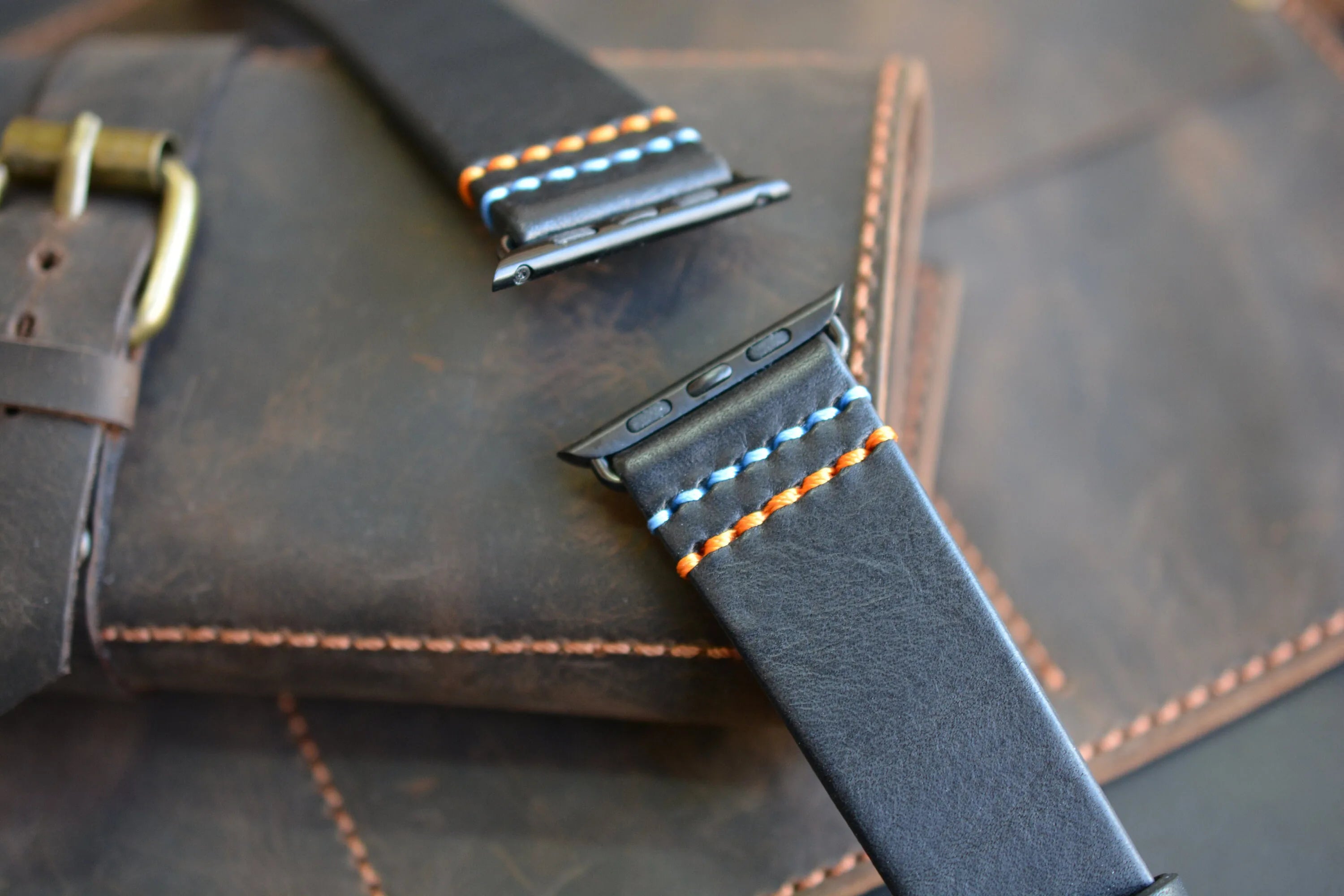 Dark Leather Apple Watch Strap with 2 Customizable Stitching Colors - Double Fun