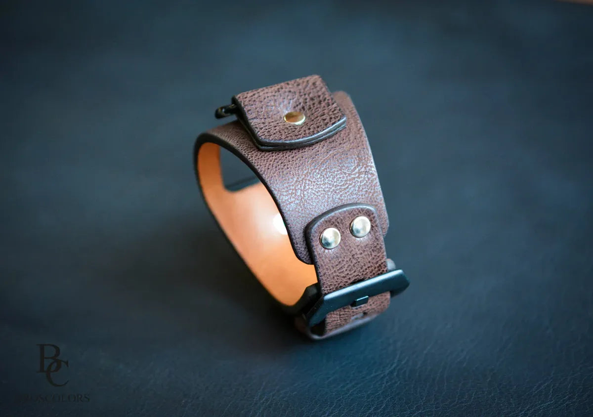 Grain Leather Apple Watch Cuff Band - Apple Grain