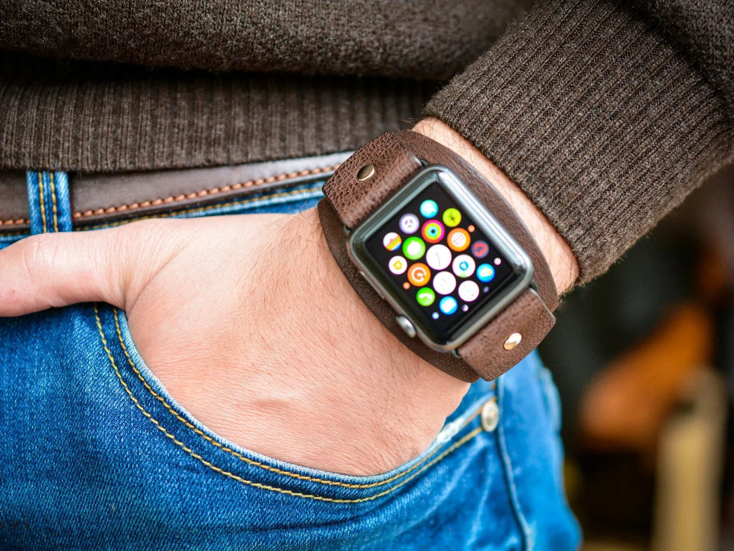 Grain Leather Apple Watch Cuff Band - Apple Grain