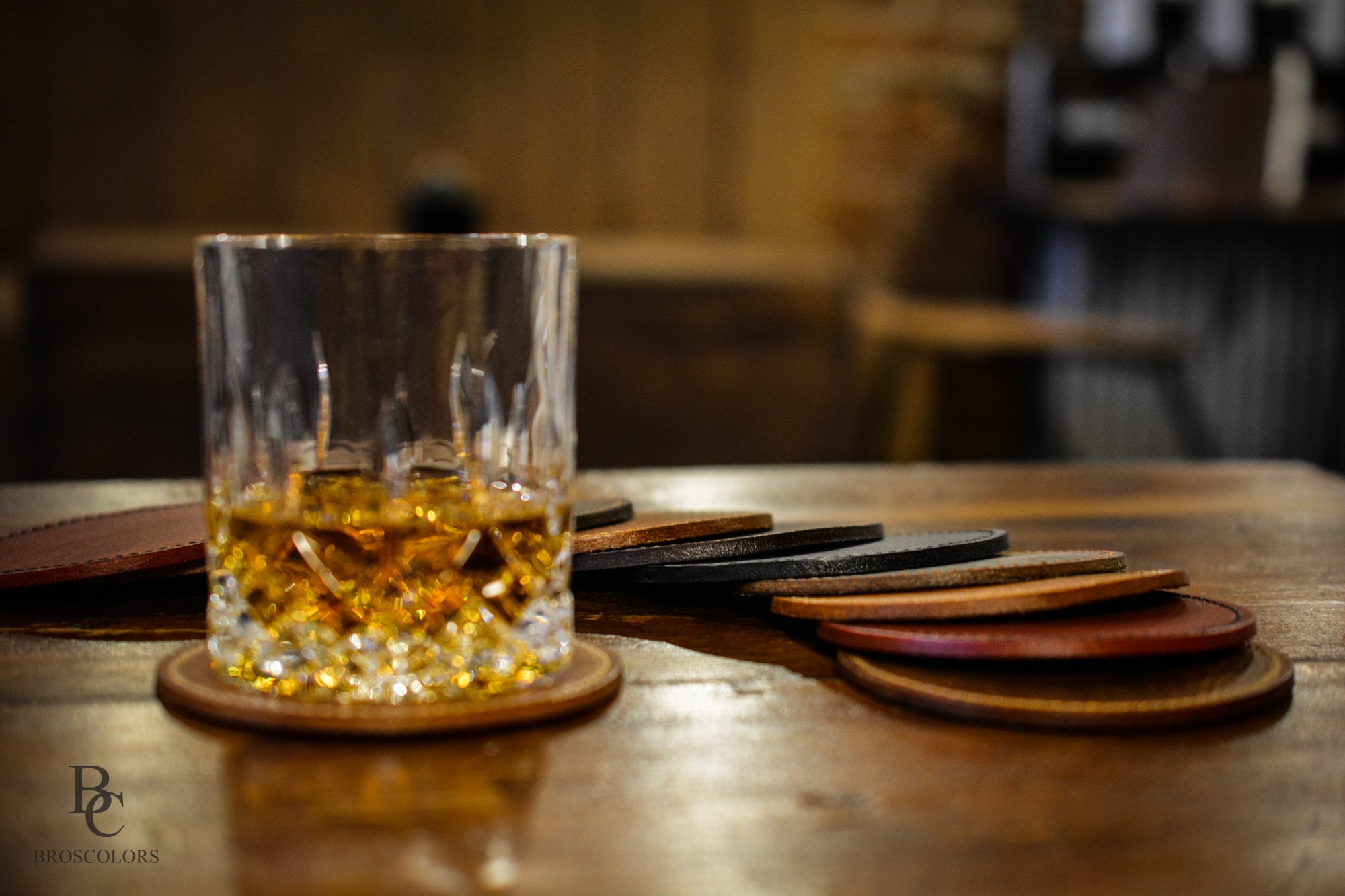 Round Leather Coasters, set of 4, 6, 8, 10, 12 Circle Table Coasters Drink Coasters Drinkware Cup Coasters Leather PERSONALISATION available