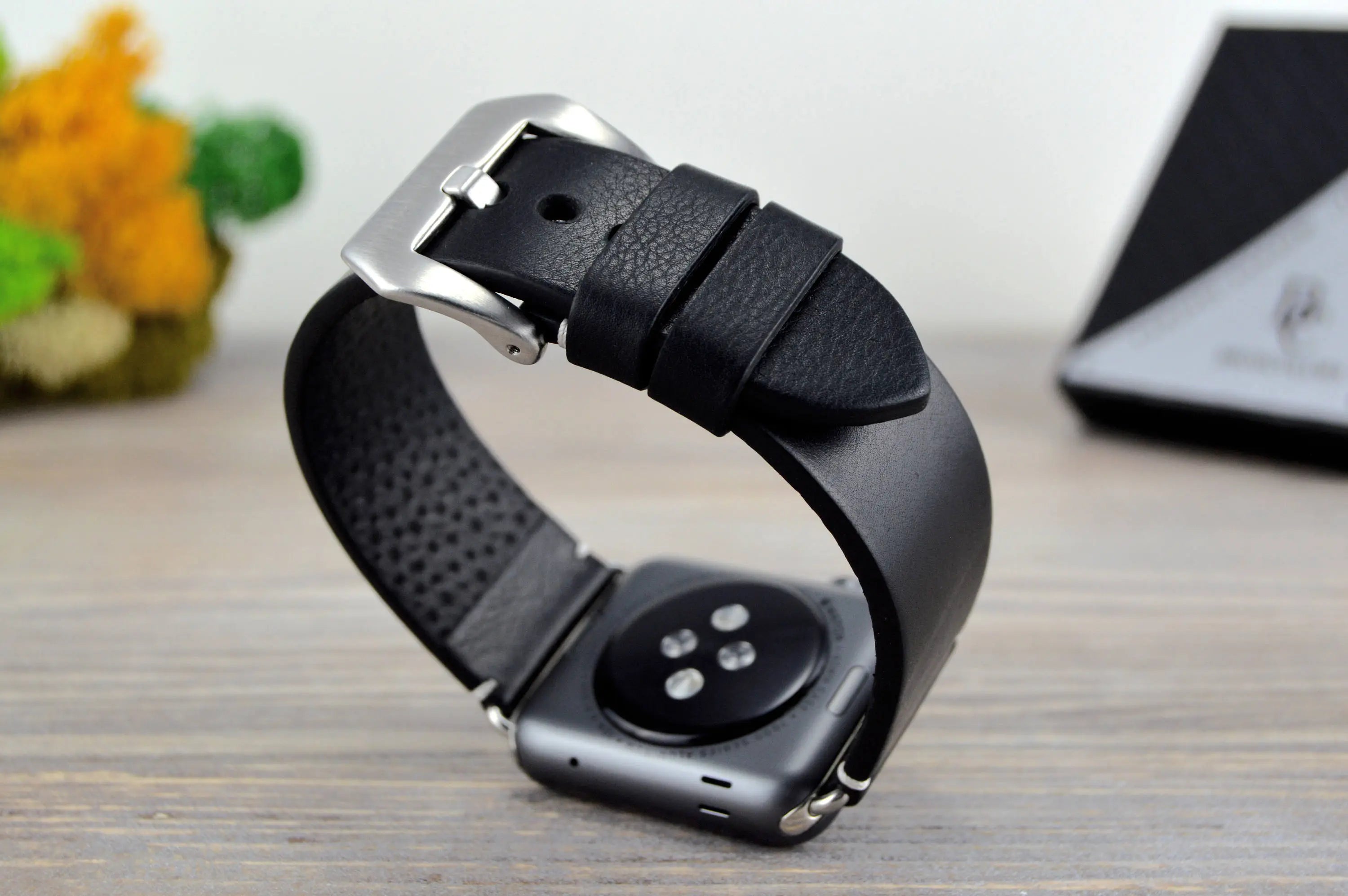 Black Apple Leather Watch Strap - Classic Black