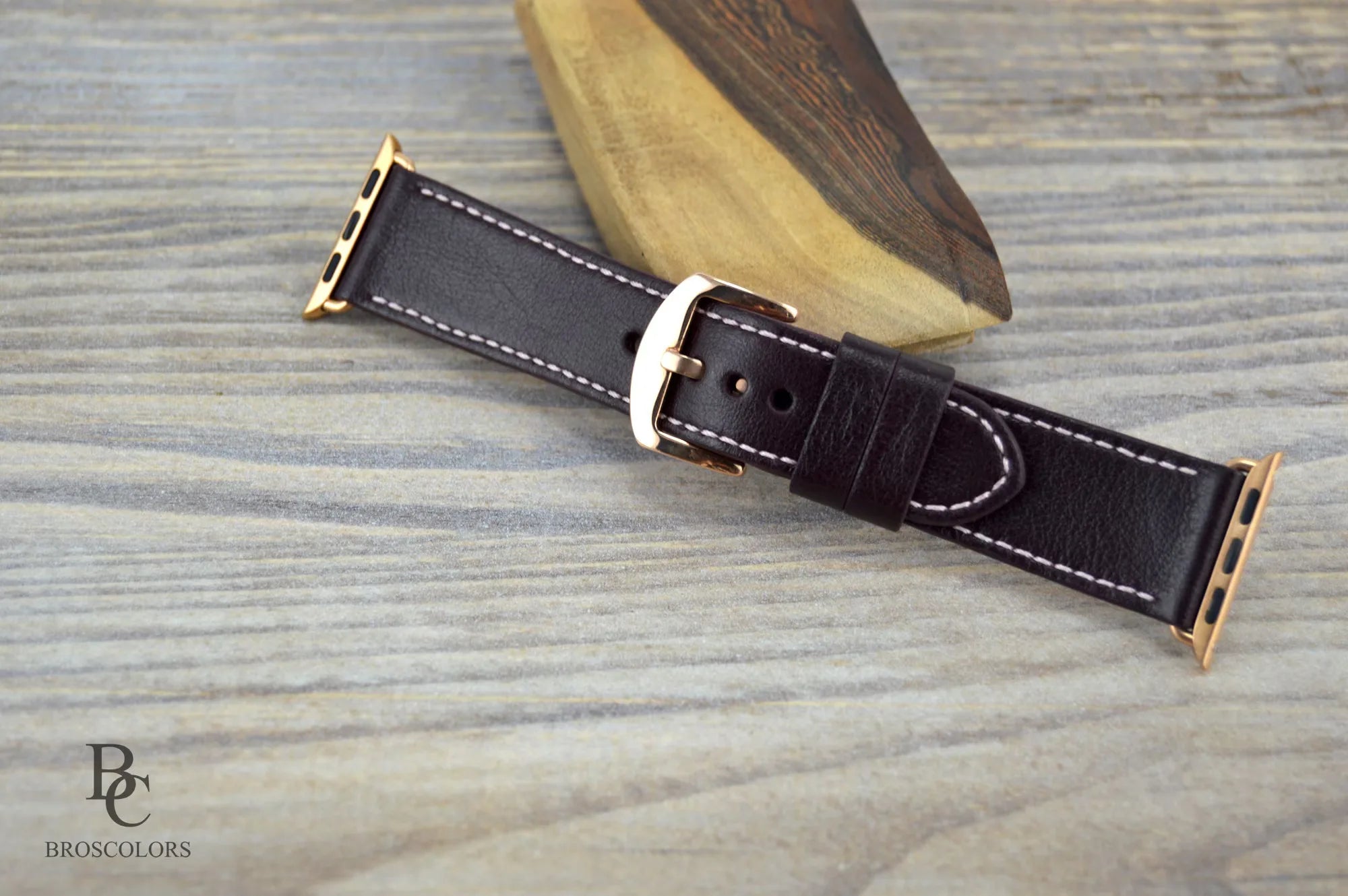 Classic Brown Leather Apple Watch Strap - Smart Elegant