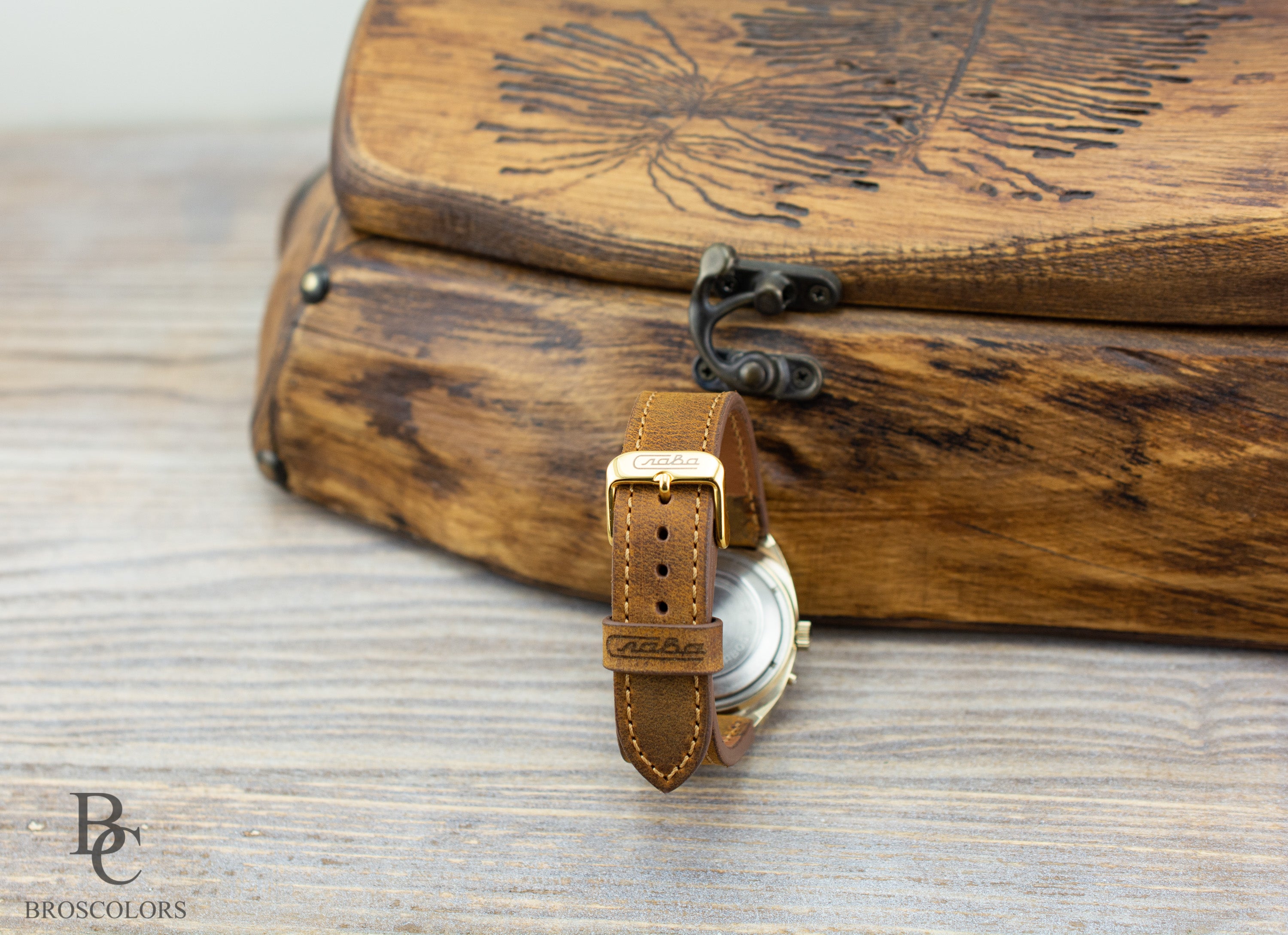 "СЛАВА" Crazy Horse Leather Watch Strap - Cognac Brown