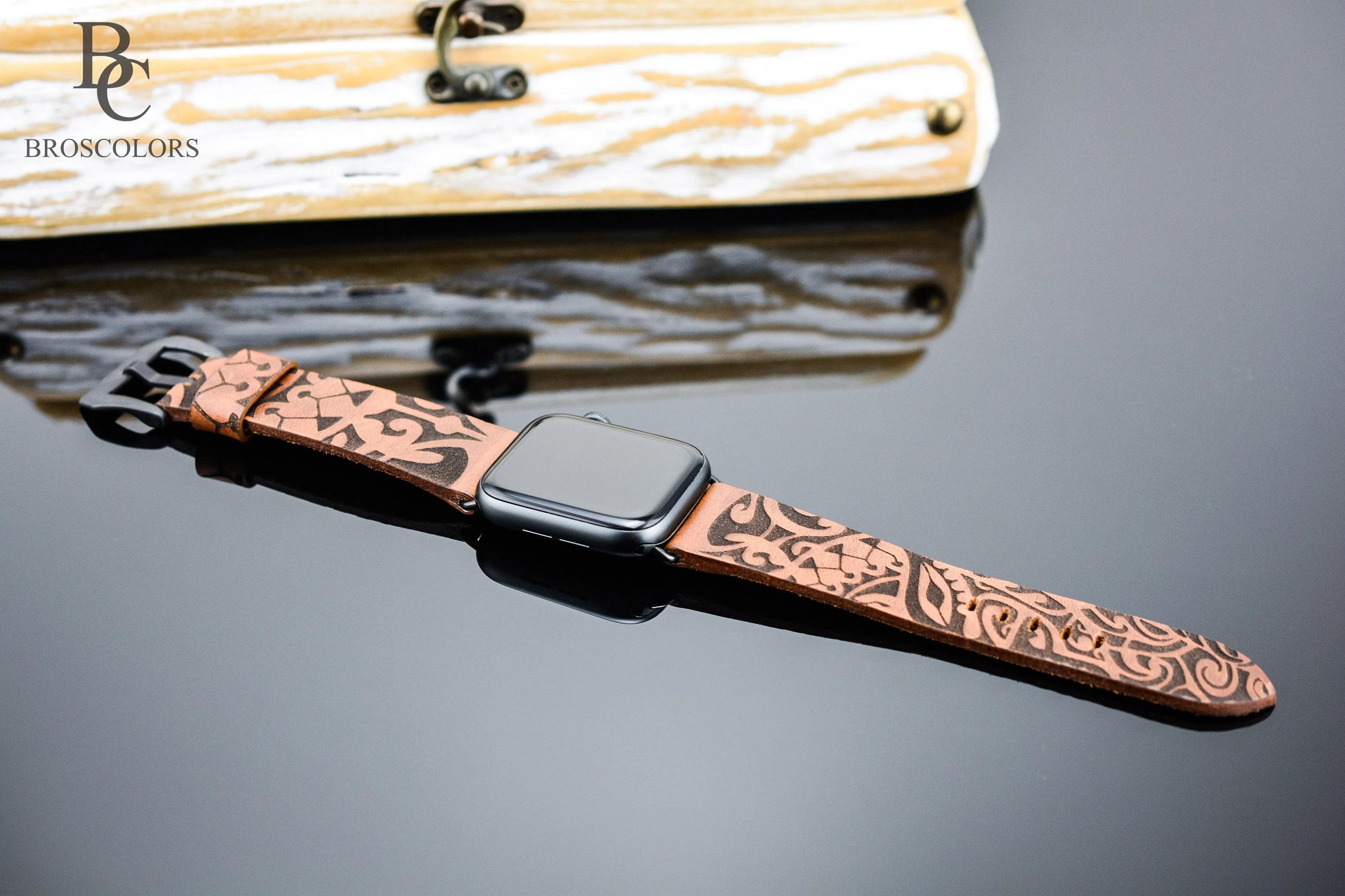 Engraved Apple Watch Band Brown Leather - Tribal People